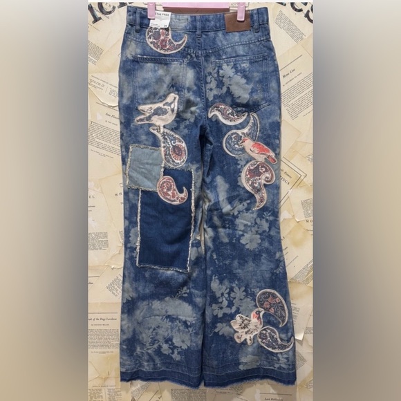 Free People Flying High Patched Jeans We The Free Embroidered Birds Print Blue - Picture 7 of 7